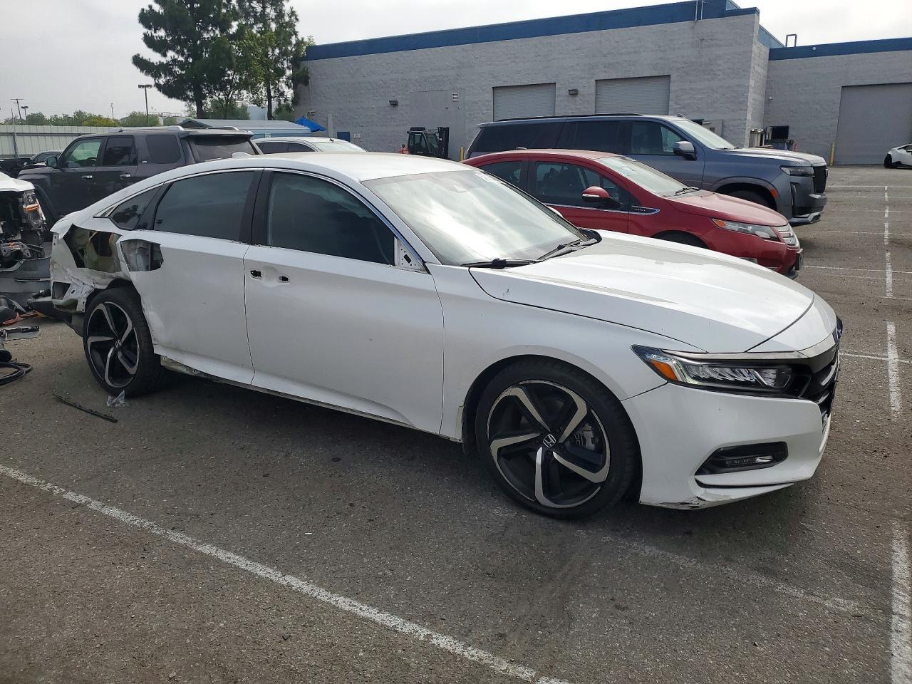 2018 HONDA ACCORD