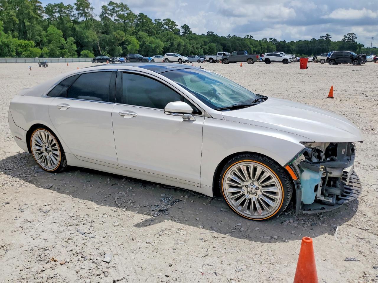 2015 LINCOLN MKZ
