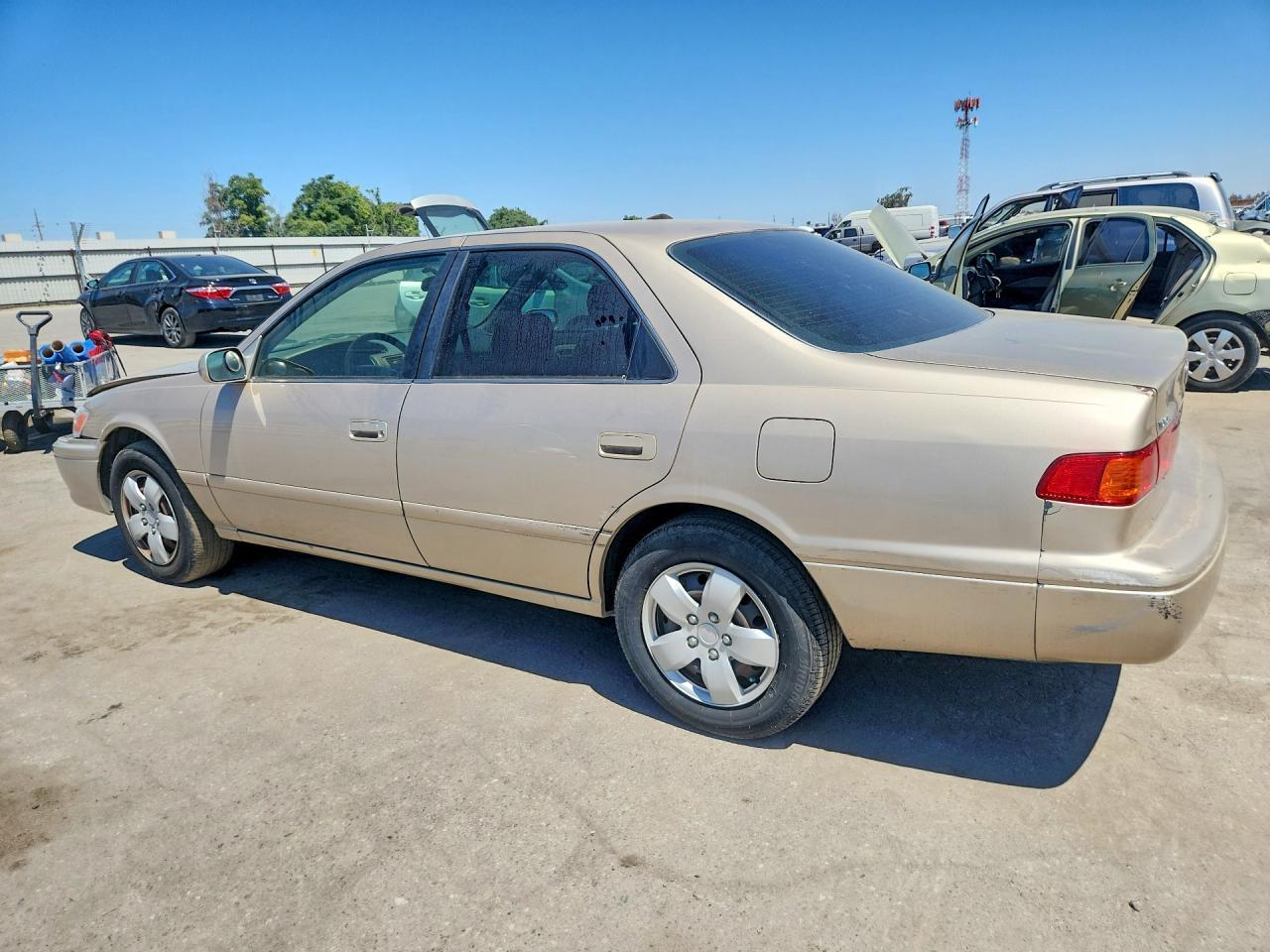 2001 TOYOTA CAMRY