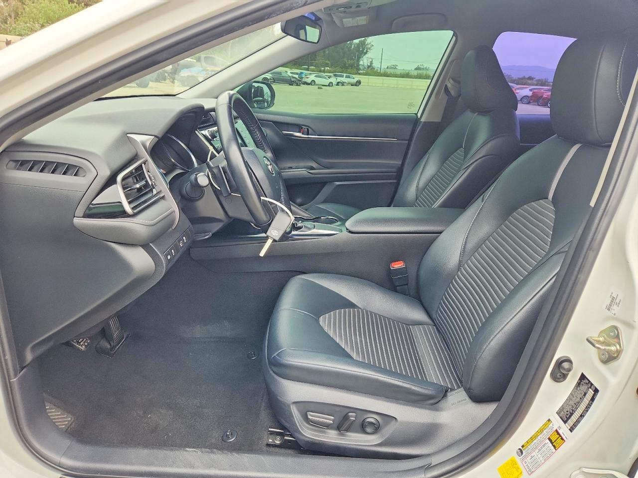 2019 TOYOTA CAMRY