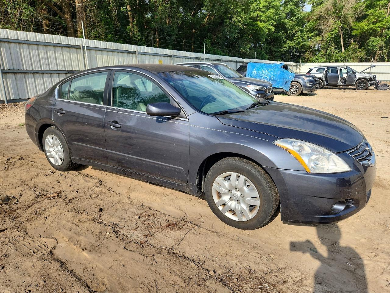 2010 NISSAN ALTIMA