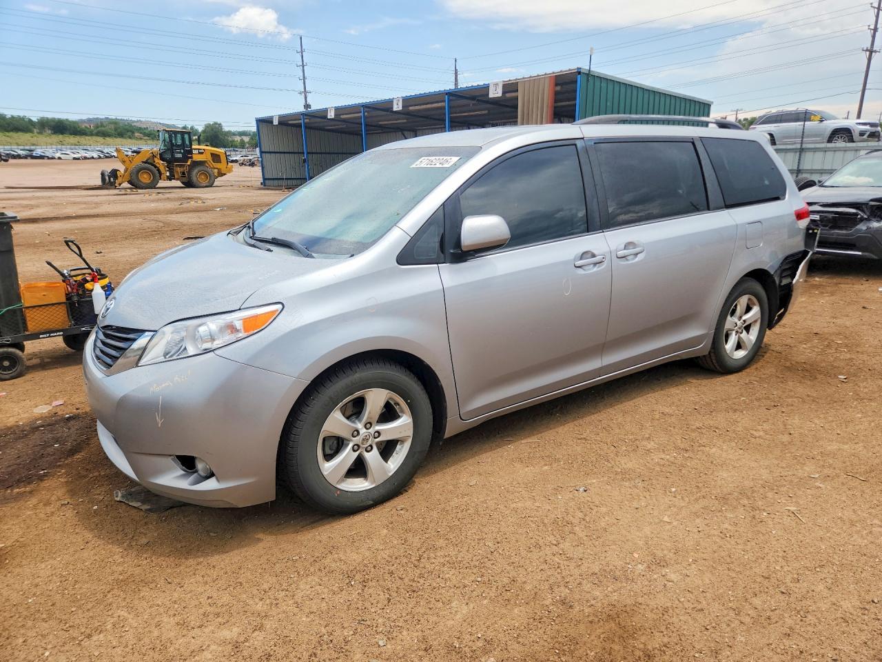 2014 TOYOTA SIENNA