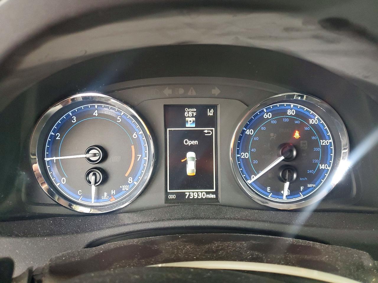 2017 TOYOTA COROLLA