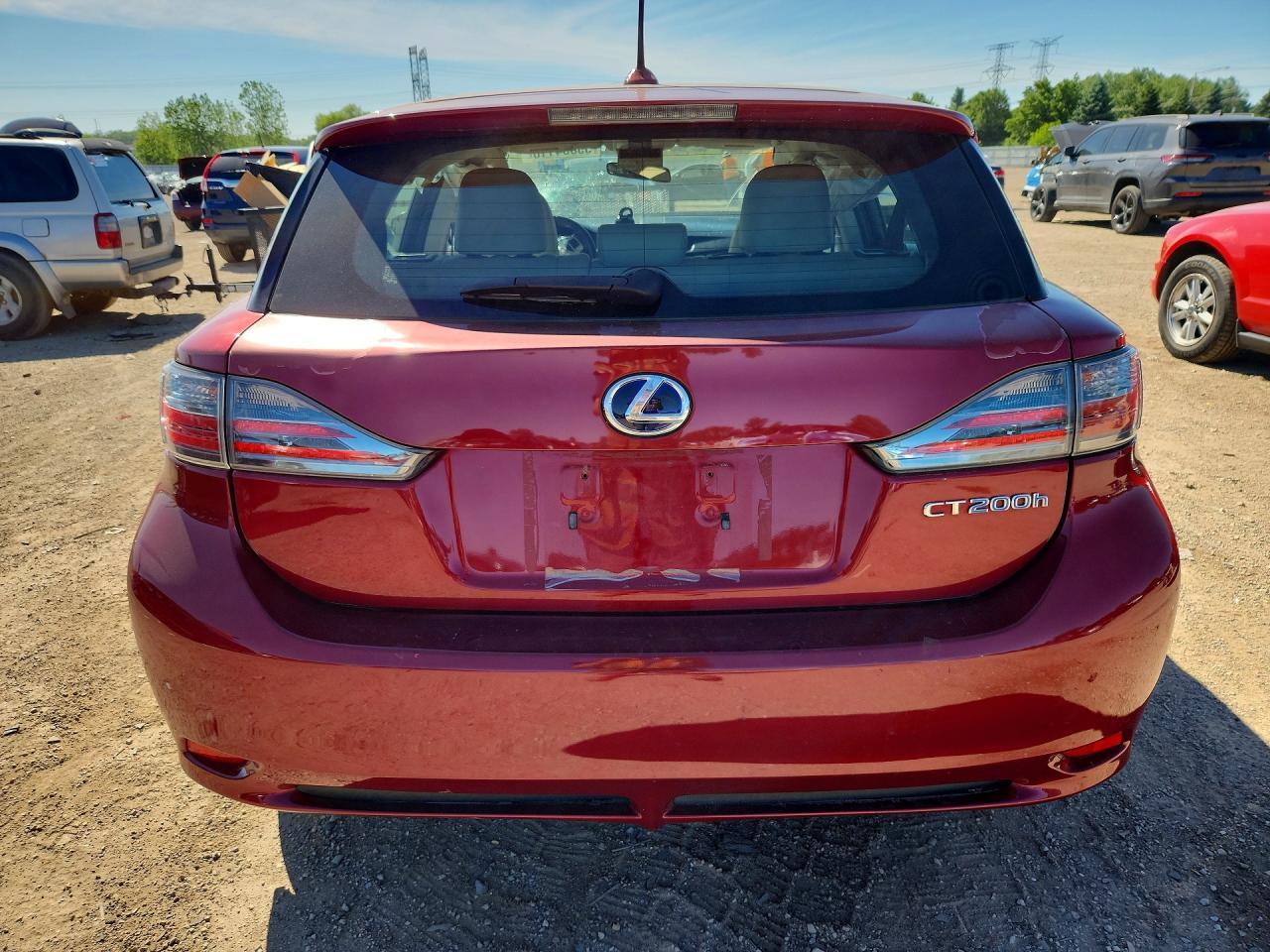 2011 LEXUS CT 200