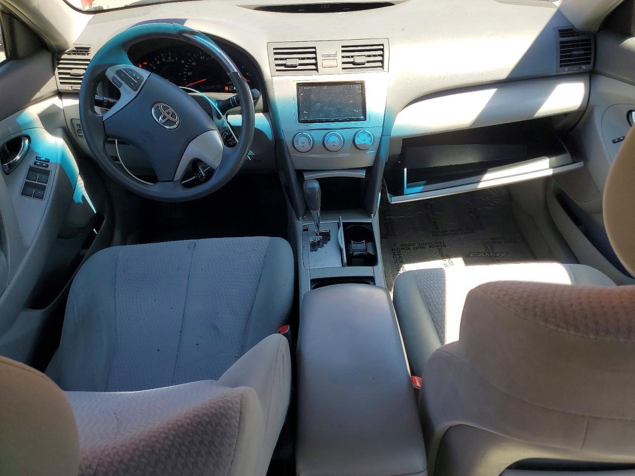 2011 TOYOTA CAMRY