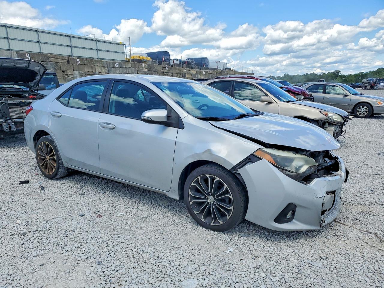 2014 TOYOTA COROLLA
