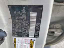 2004 TOYOTA HIGHLANDER