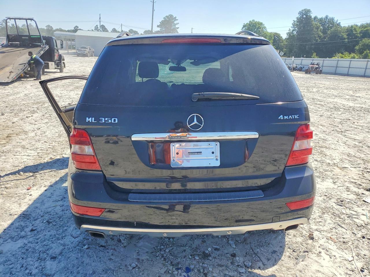 2011 MERCEDES-BENZ ML-Class