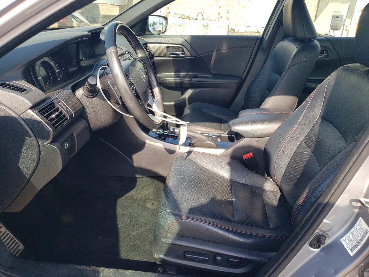 2017 HONDA ACCORD