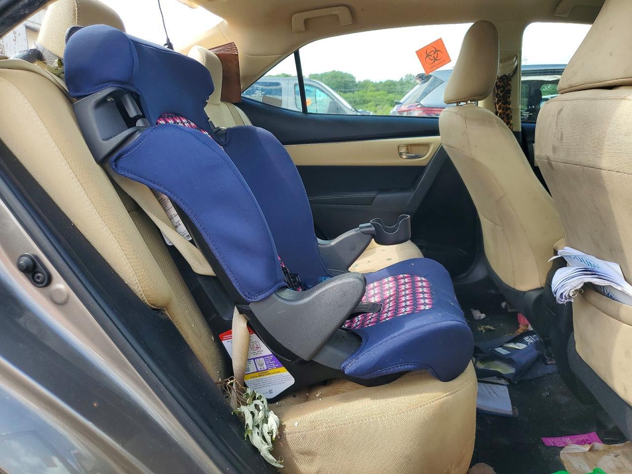 2017 TOYOTA COROLLA