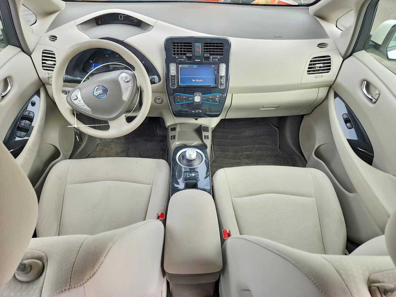 2012 NISSAN LEAF