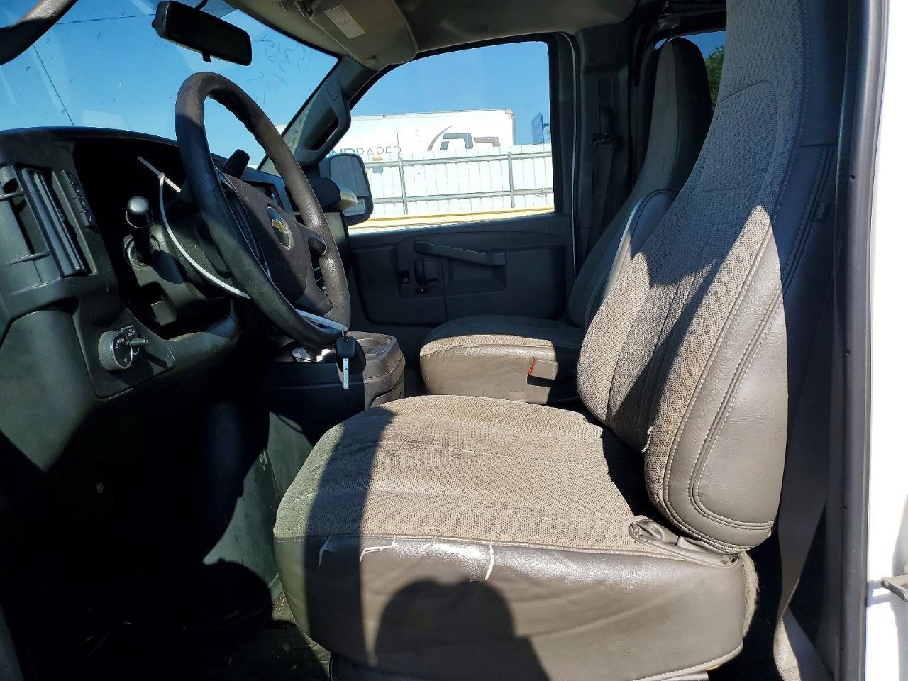 2016 CHEVROLET Express 3500