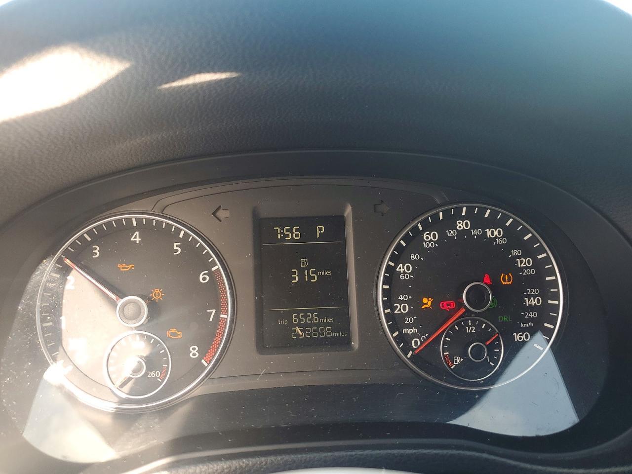 2015 VOLKSWAGEN Passat