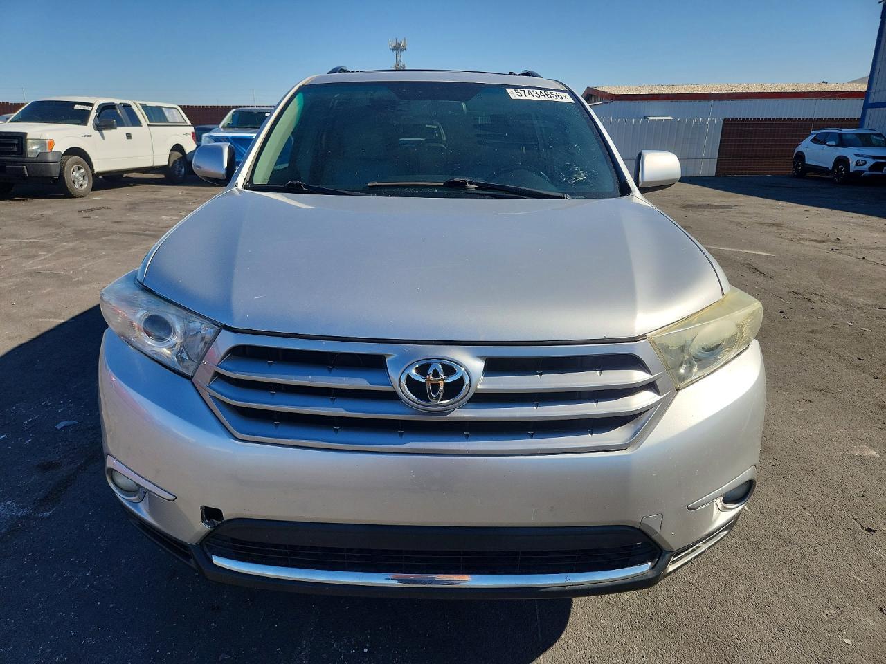 2011 TOYOTA HIGHLANDER