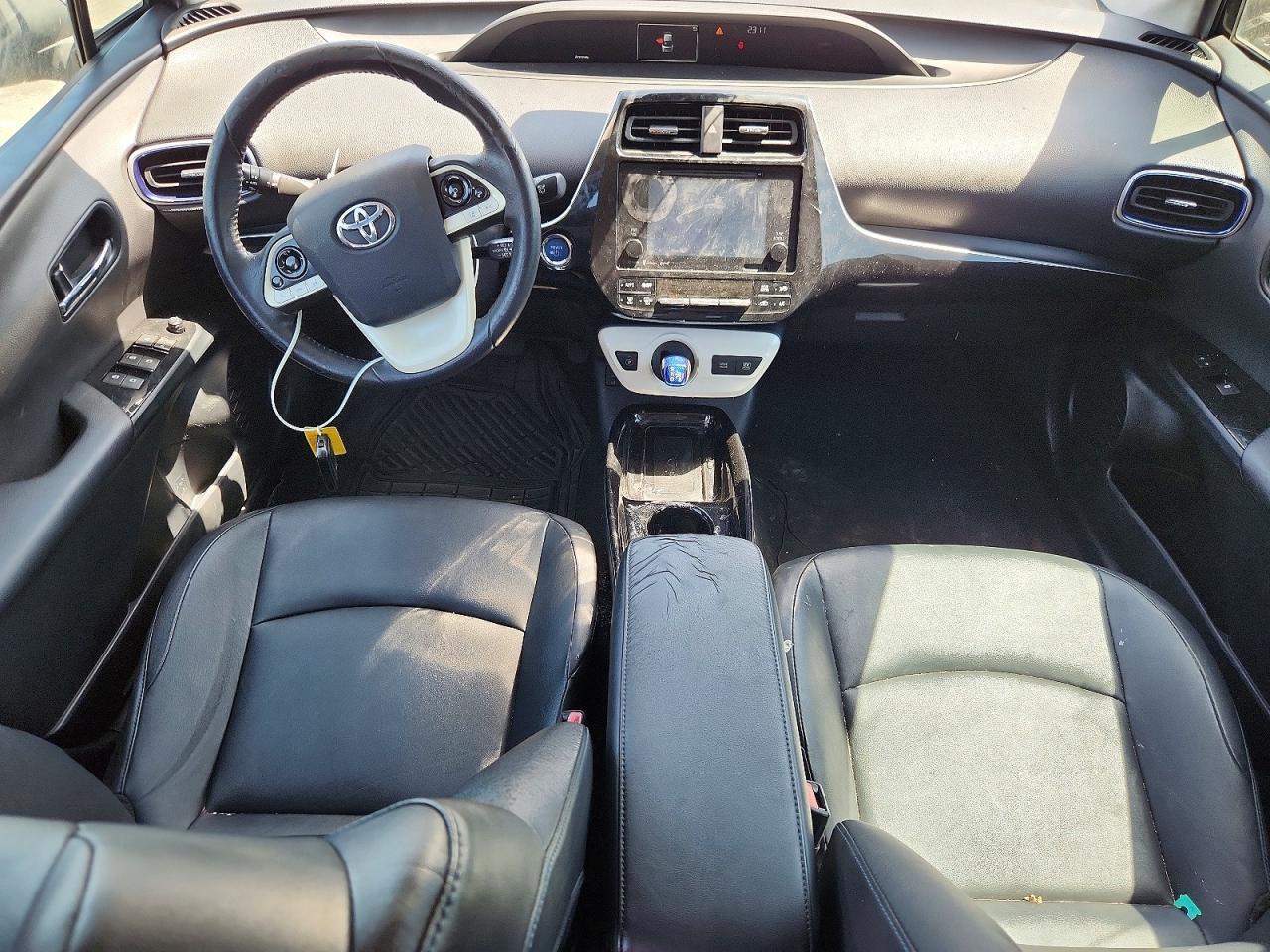 2017 TOYOTA PRIUS
