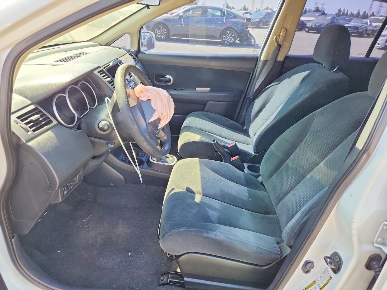 2011 NISSAN VERSA