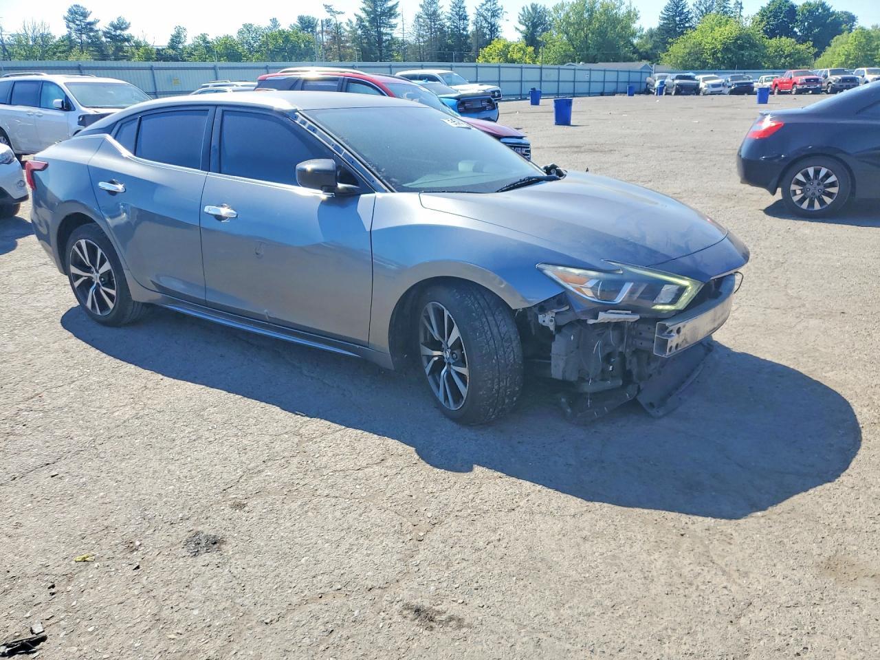2016 NISSAN Maxima