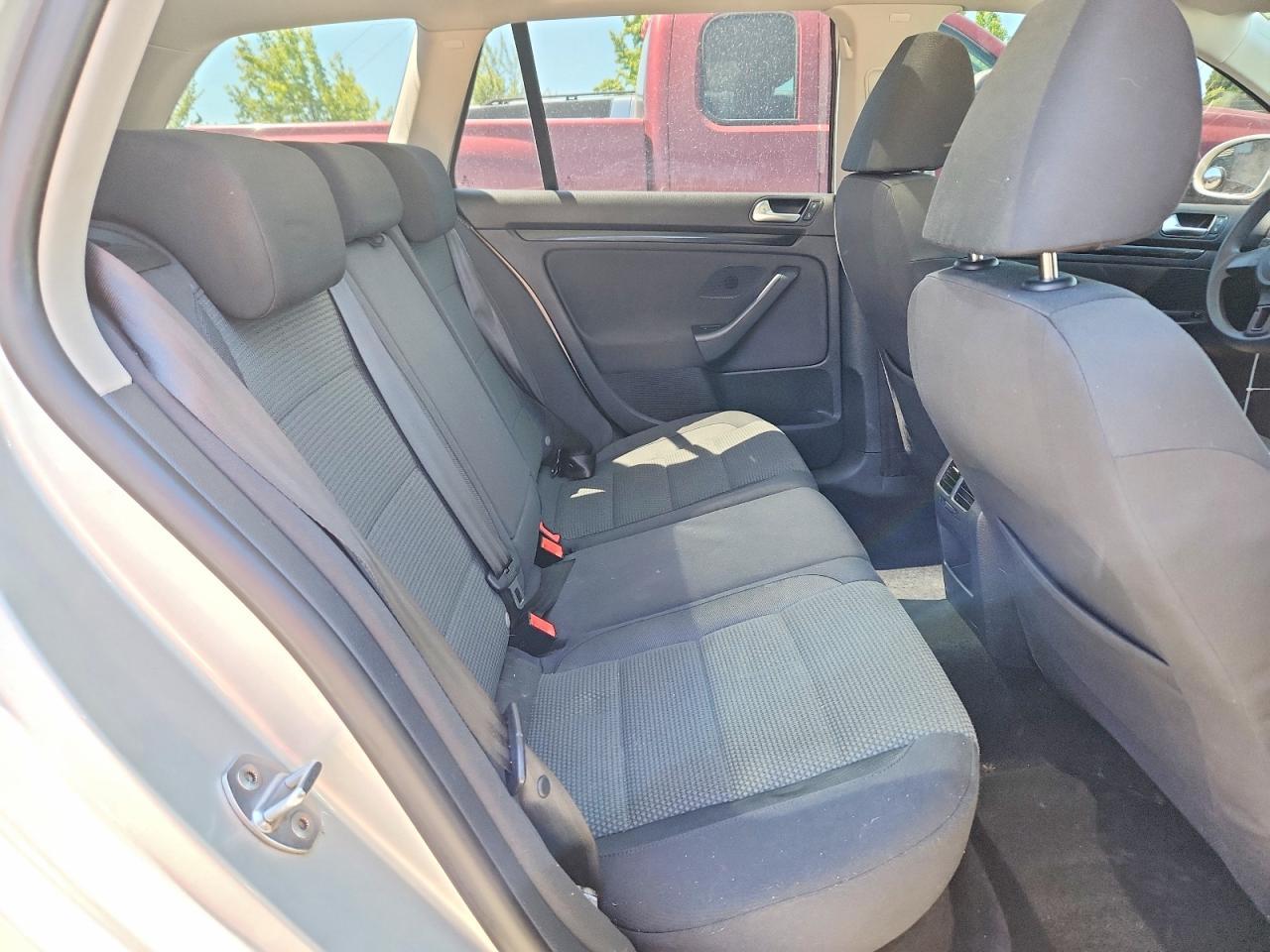 2010 VOLKSWAGEN JETTA