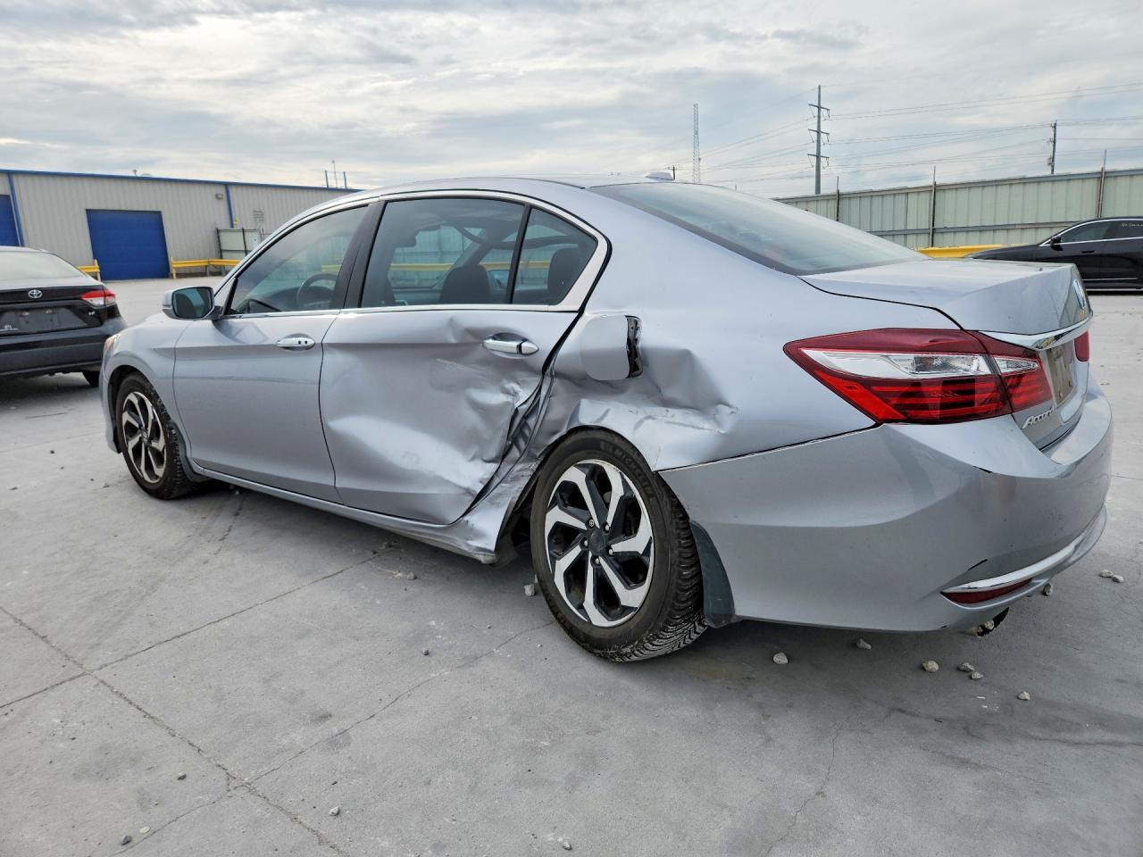 2016 HONDA ACCORD