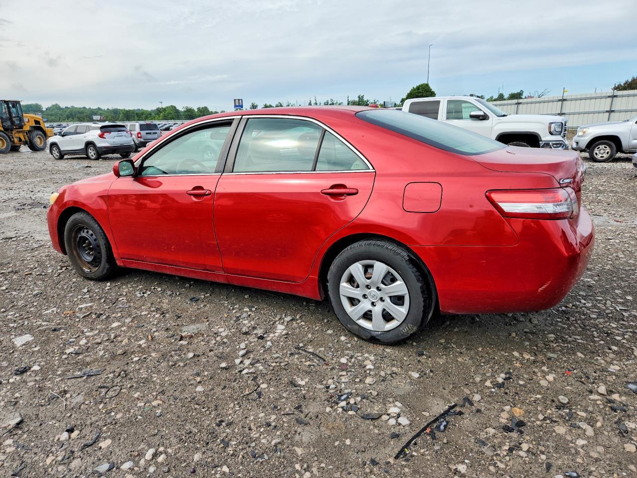 2011 TOYOTA CAMRY