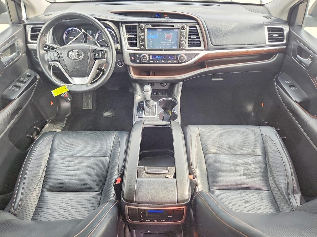 2015 TOYOTA HIGHLANDER