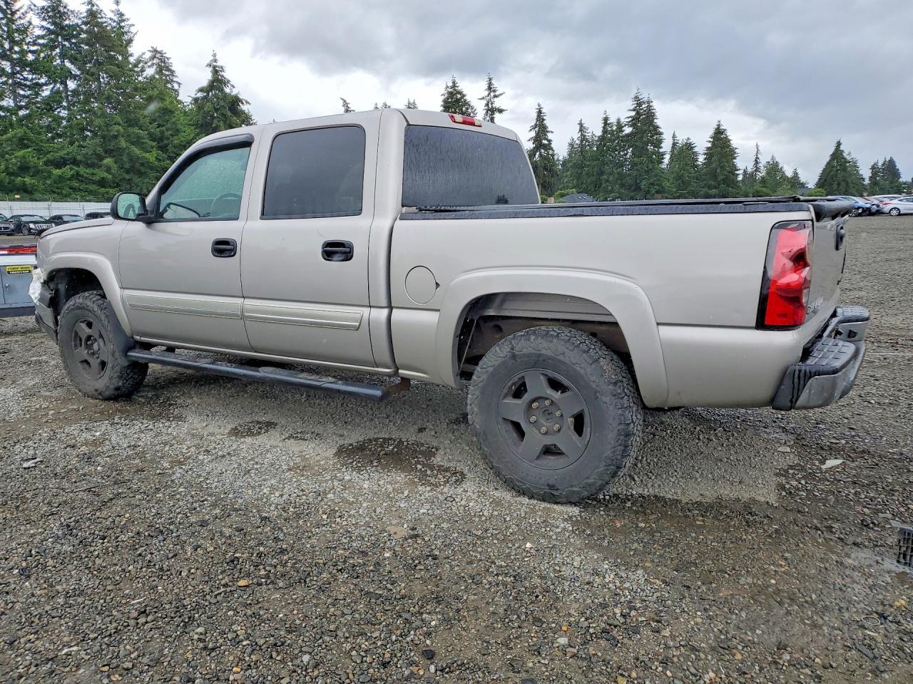 2004 CHEVROLET Silverado