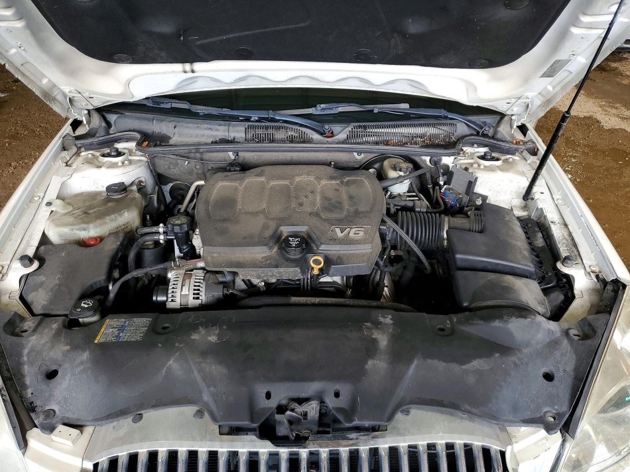 2010 BUICK Lucerne