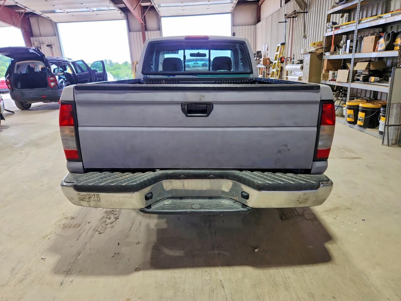 1999 NISSAN Frontier