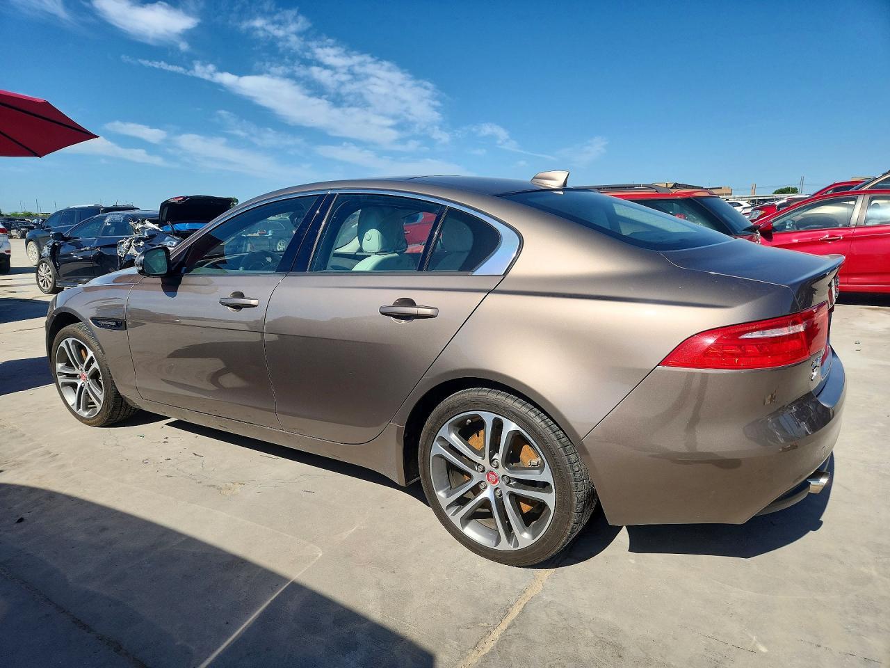 2017 JAGUAR XE