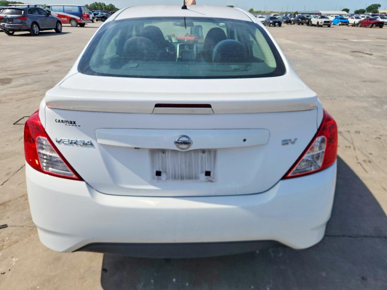 2019 NISSAN VERSA
