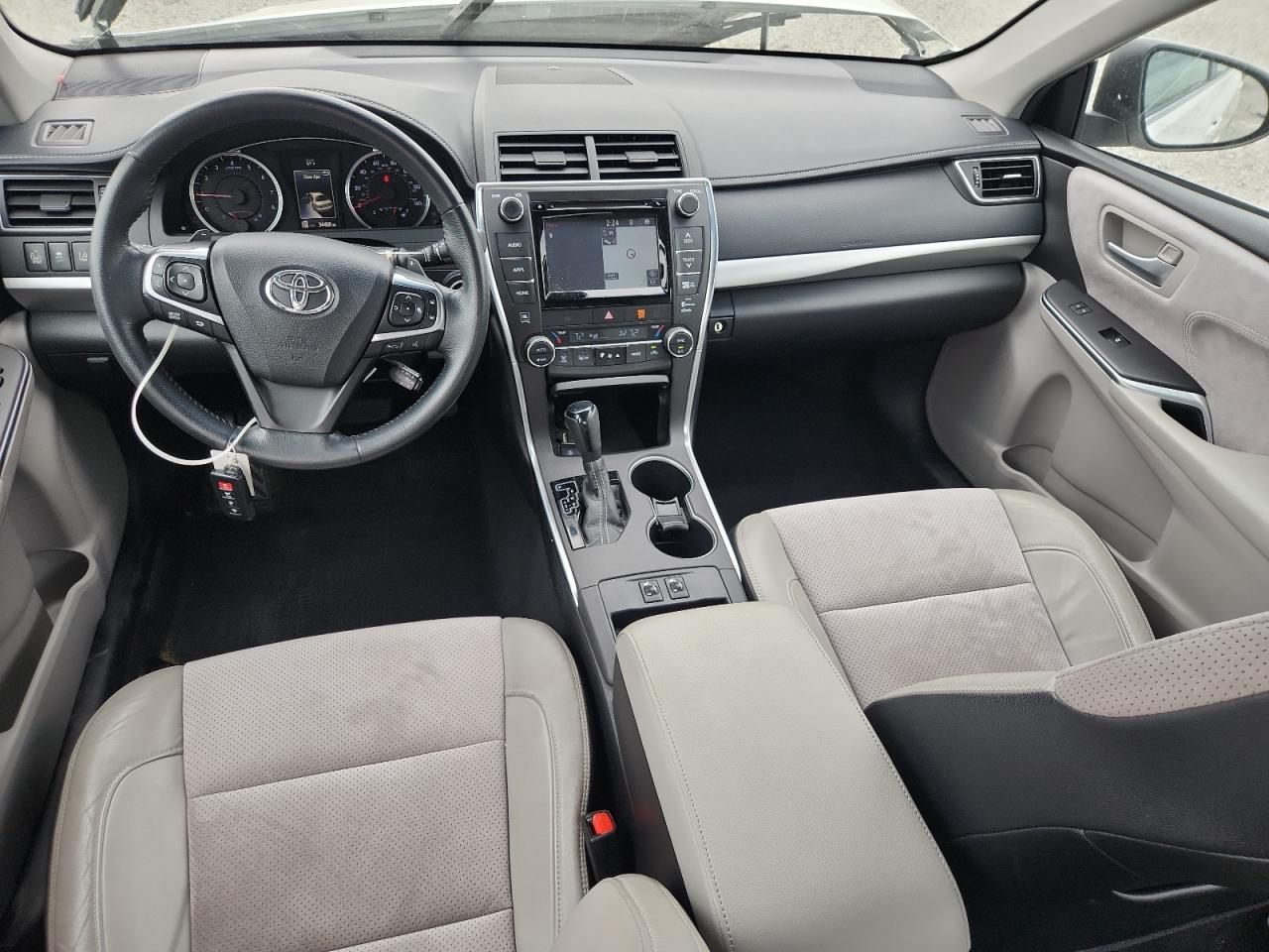 2015 TOYOTA CAMRY