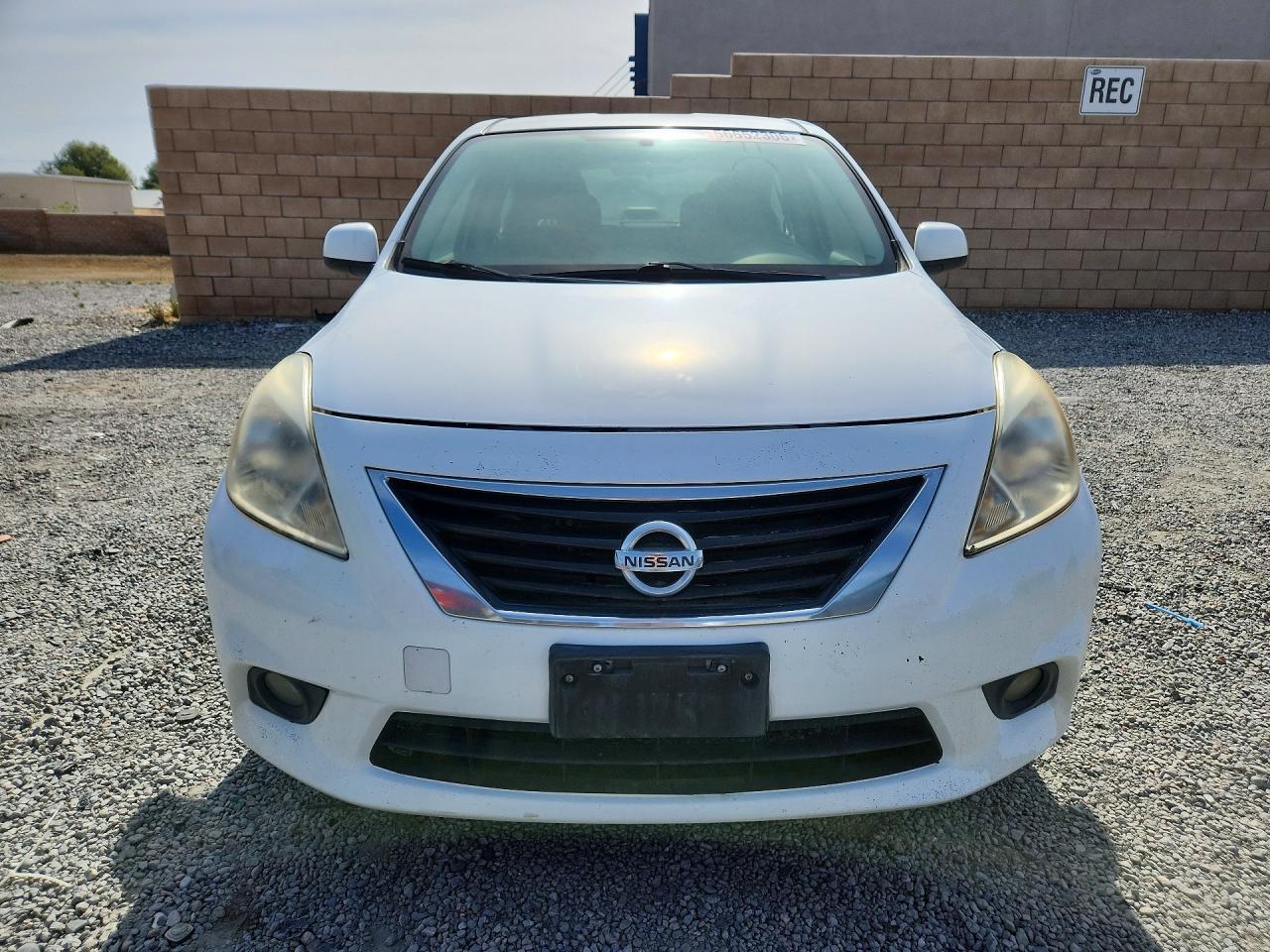 2012 NISSAN VERSA