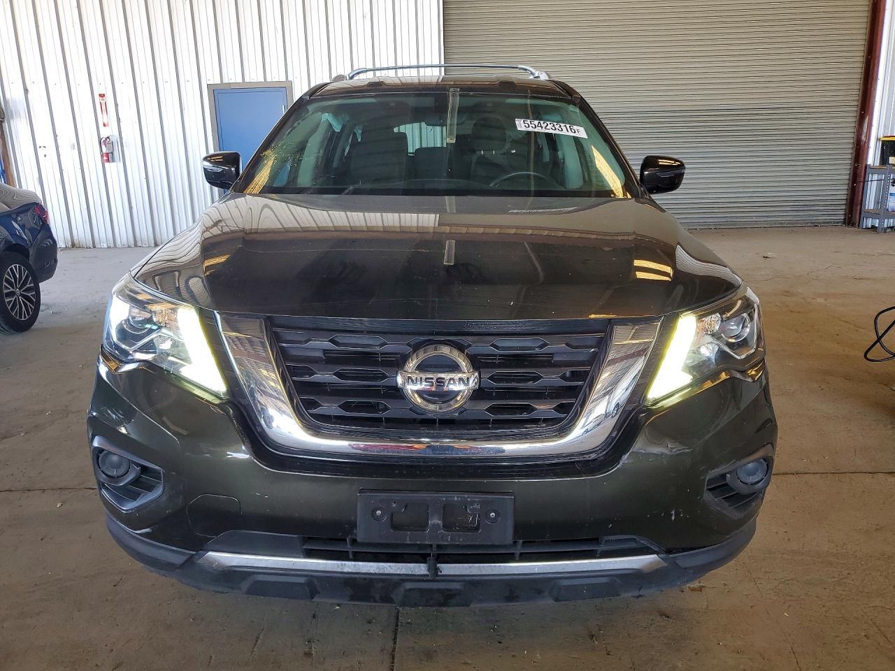 2017 NISSAN PATHFINDER