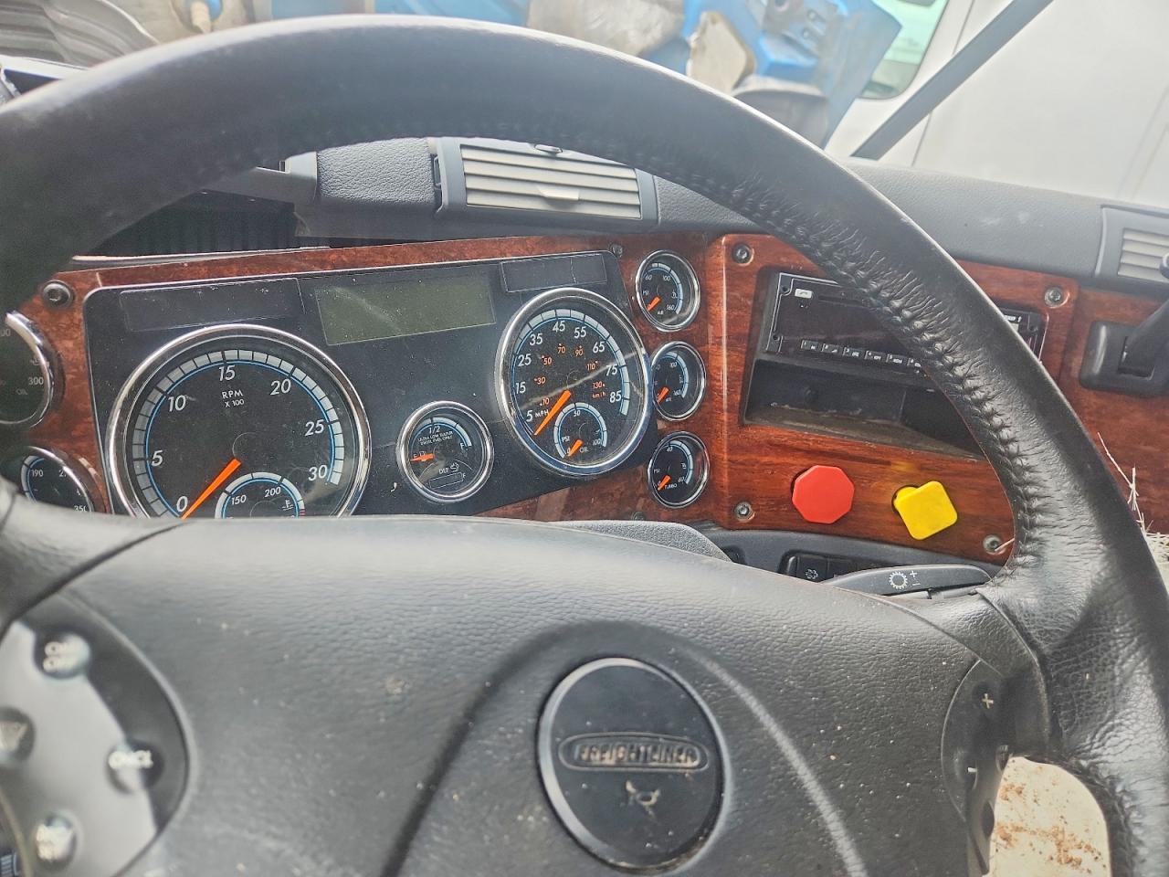 2017 FREIGHTLINER CASCADIA 125