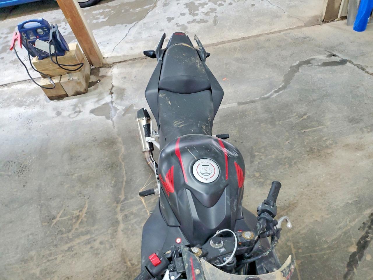 2022 HONDA CBR300