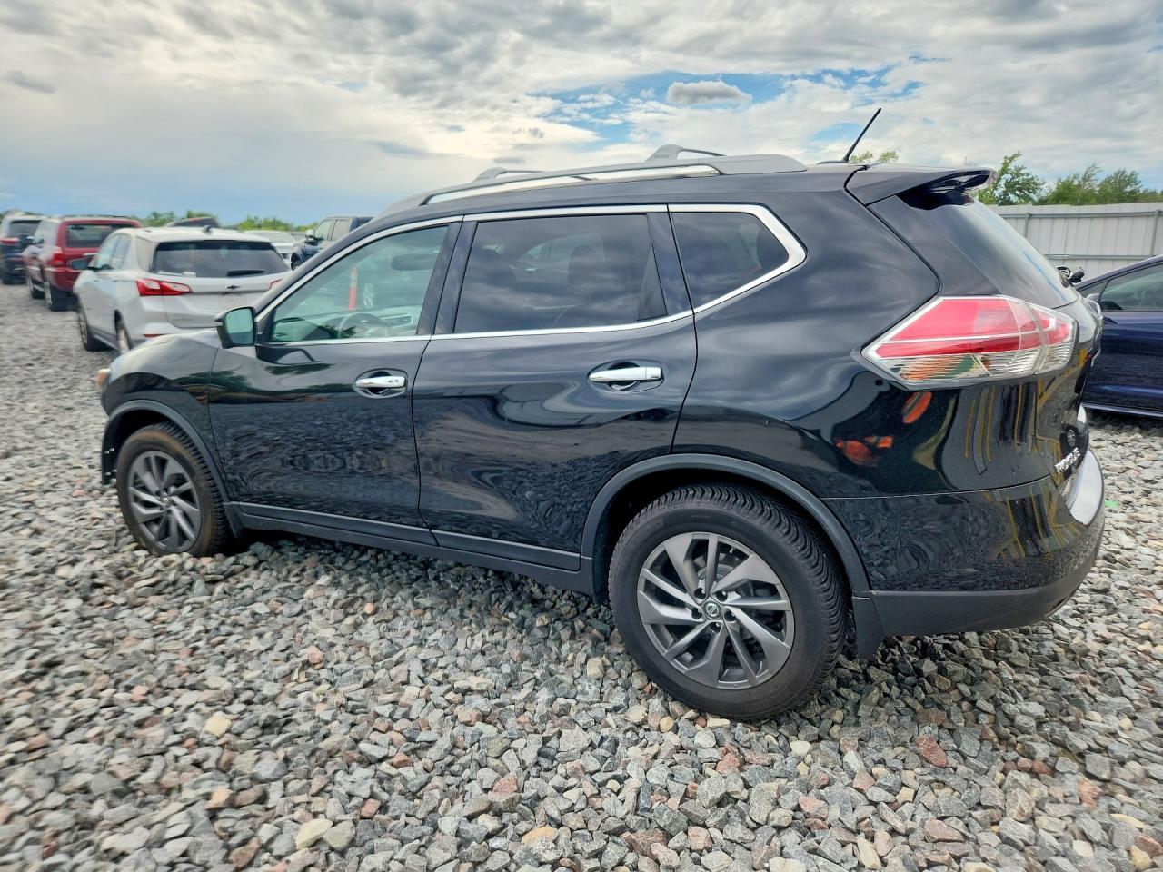 2016 NISSAN ROGUE
