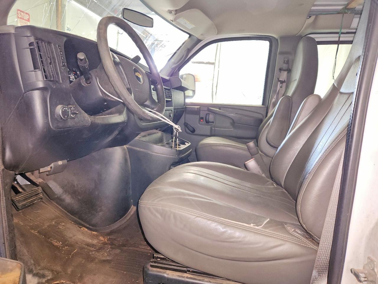 2011 CHEVROLET EXPRESS 2500