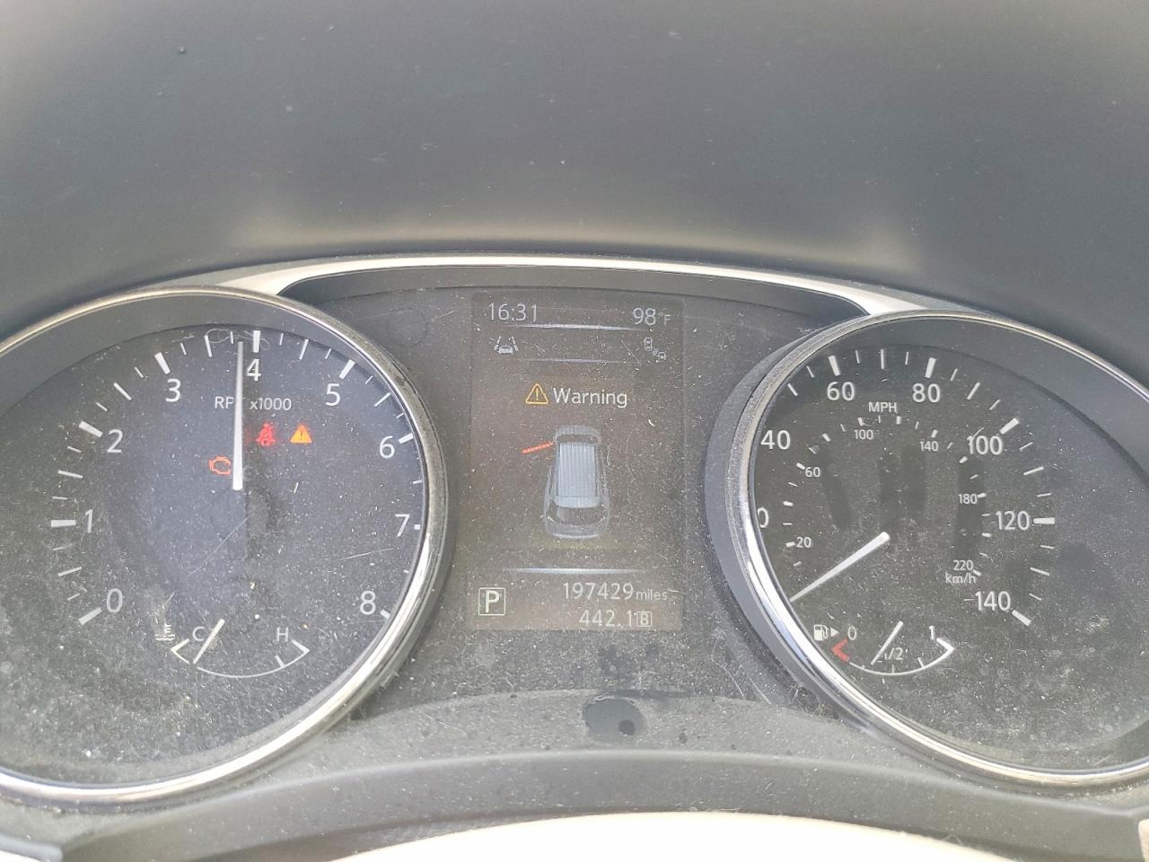 2014 NISSAN ROGUE