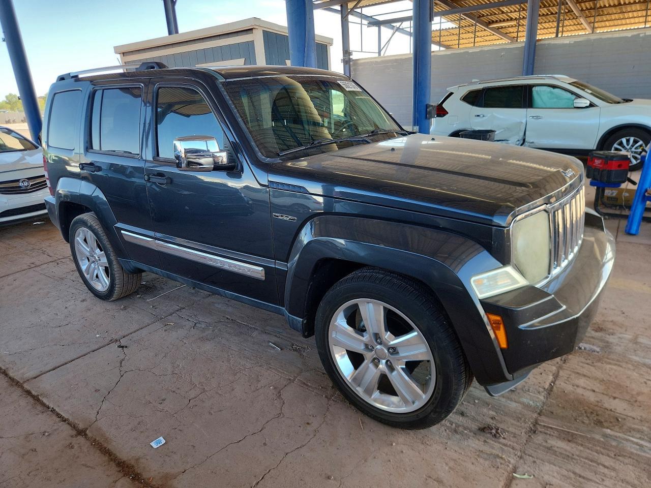 2011 JEEP Liberty