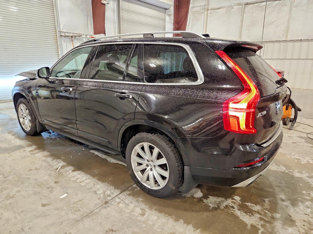 2016 VOLVO XC90