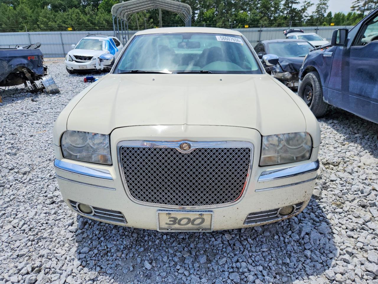 2010 CHRYSLER 300