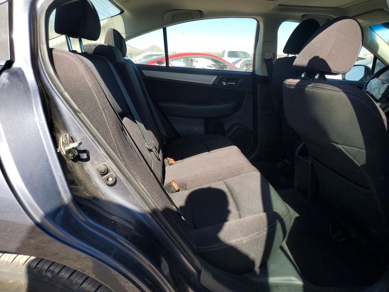 2016 SUBARU Legacy