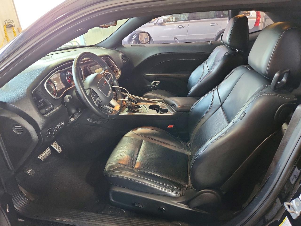 2015 DODGE Challenger
