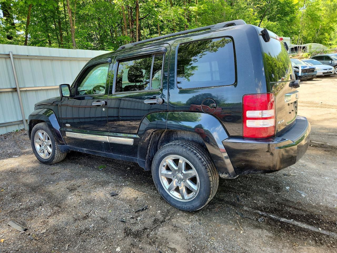 2012 JEEP Liberty