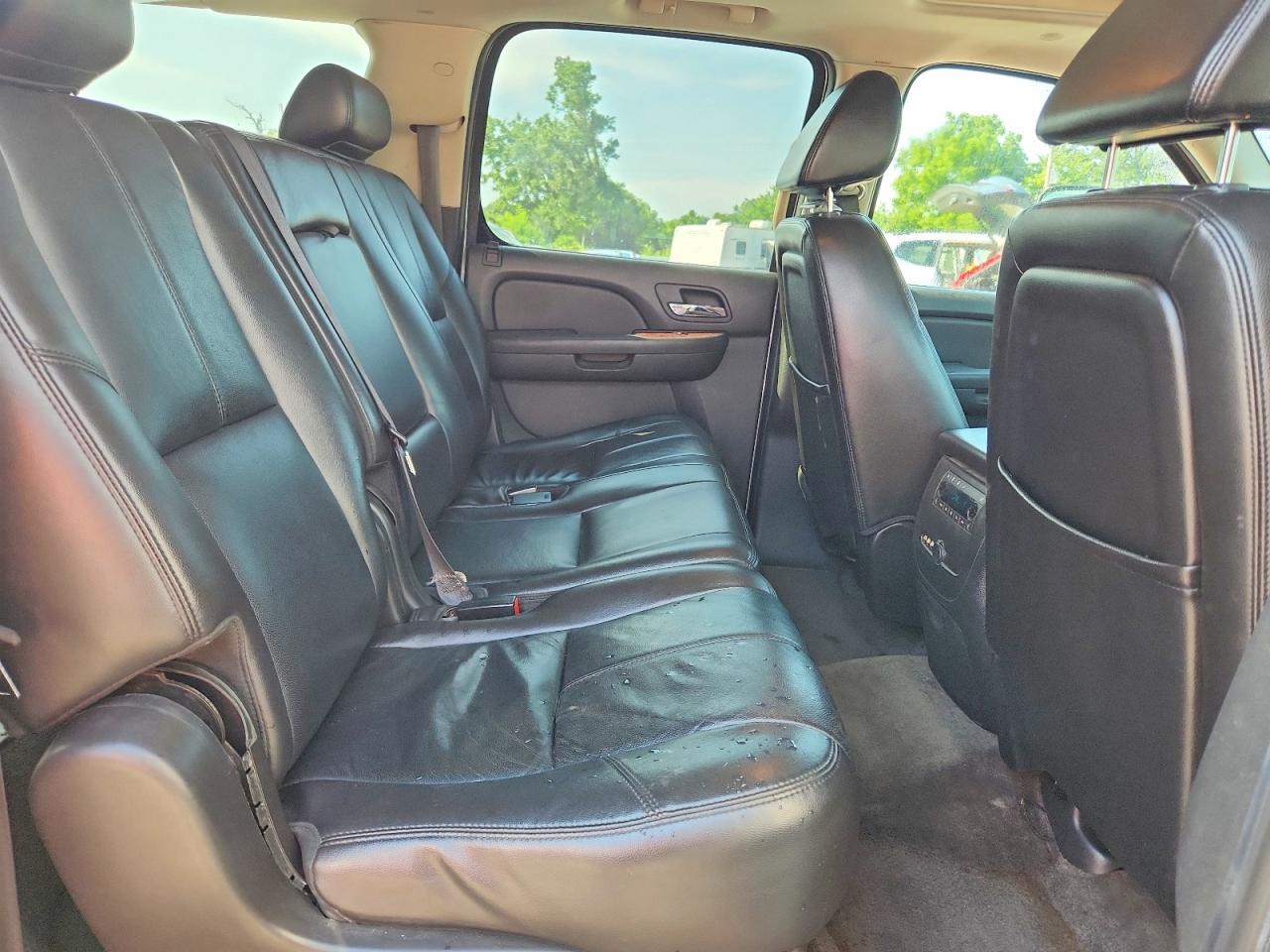 2009 CHEVROLET Suburban