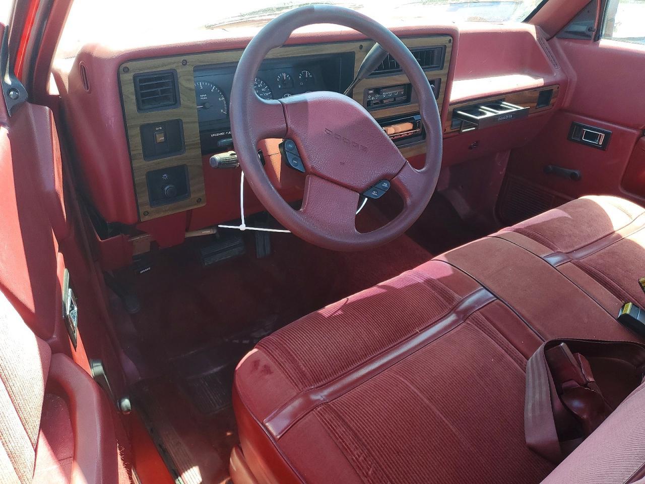 1993 DODGE Dakota