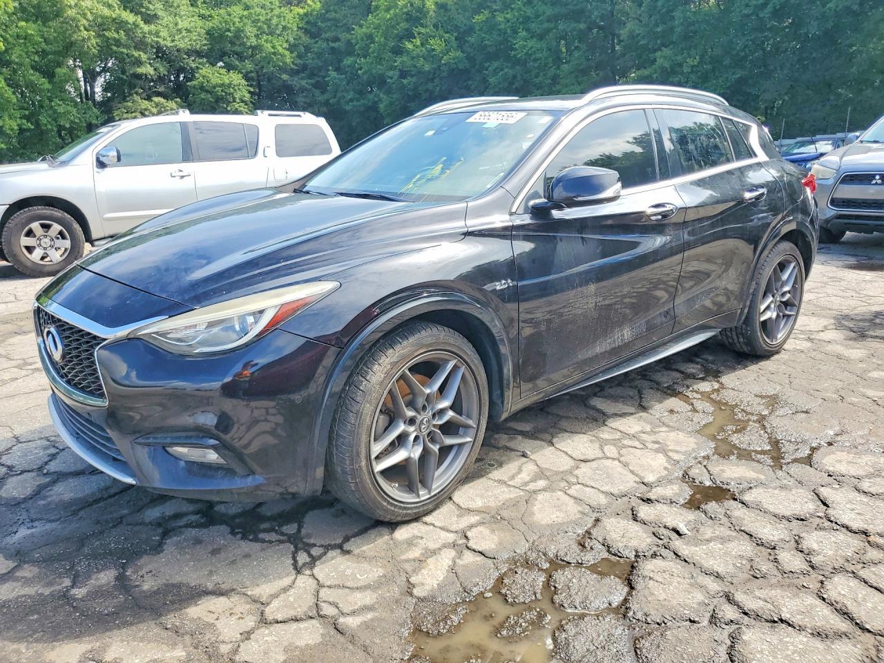 2017 INFINITI QX30