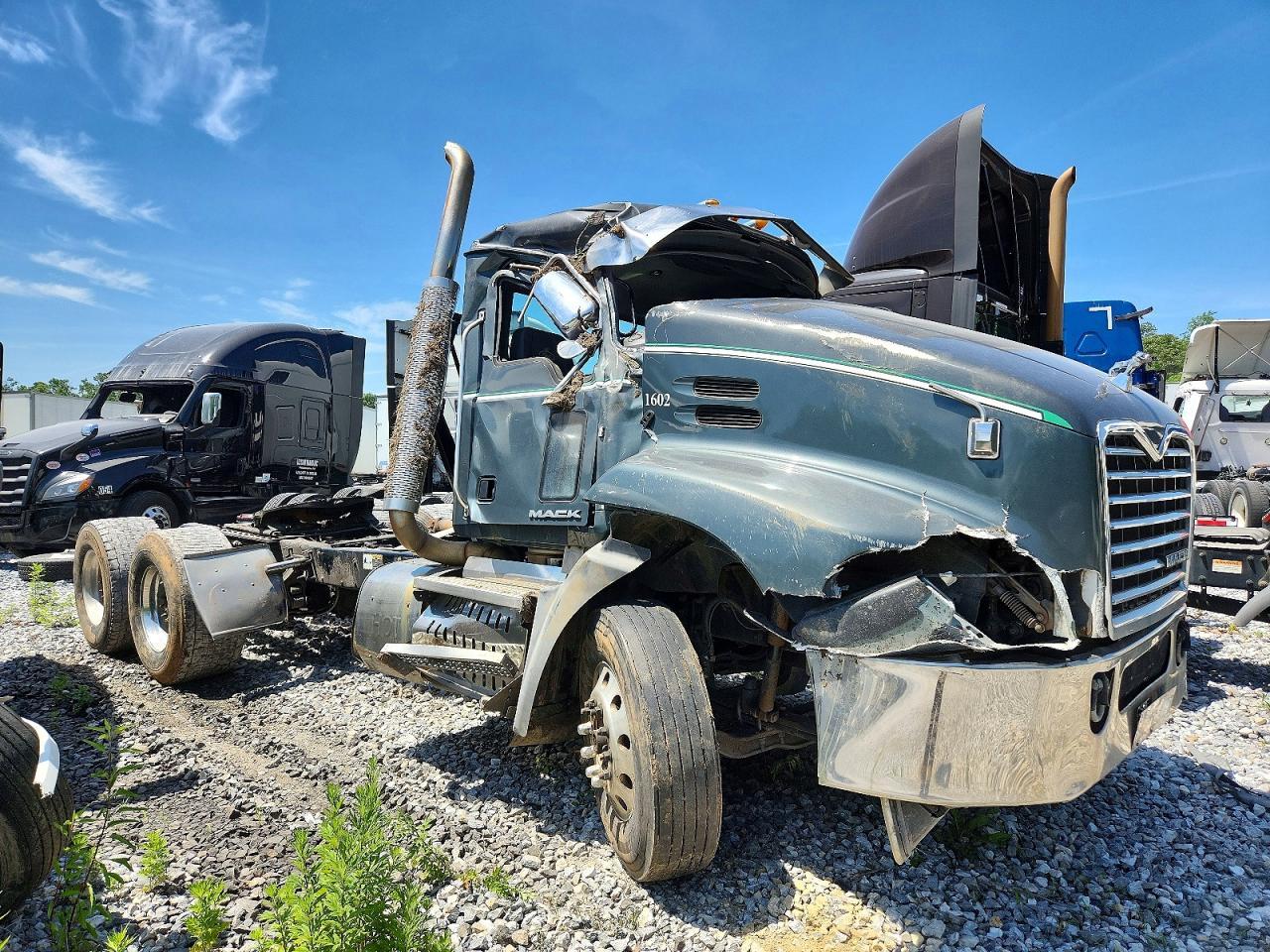 2016 MACK 600 Rd600