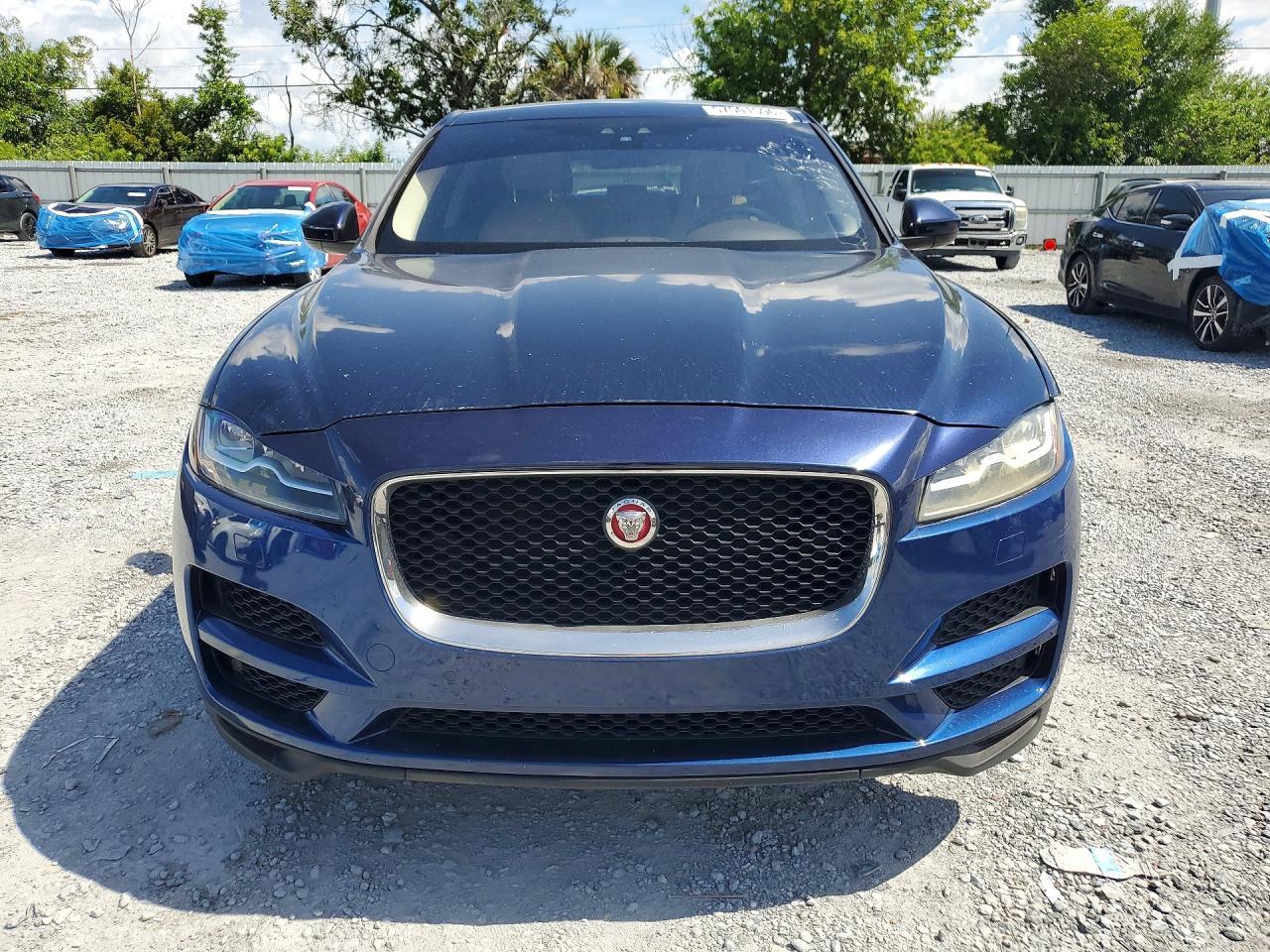 2018 JAGUAR F-Pace