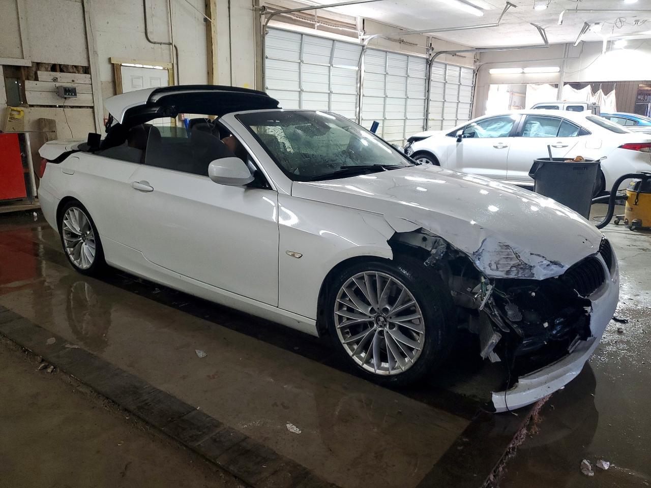2011 BMW 3 SERIES